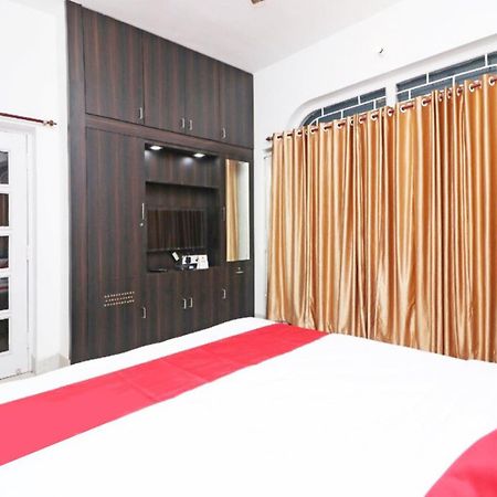Goroomgo Hotel Manurama Ruby Kolkata Bagian luar foto