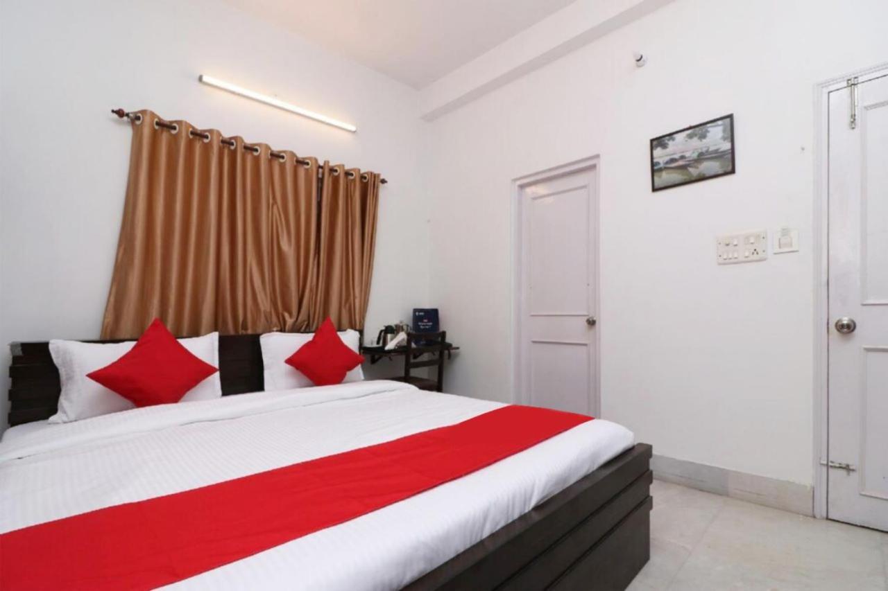Goroomgo Hotel Manurama Ruby Kolkata Bagian luar foto