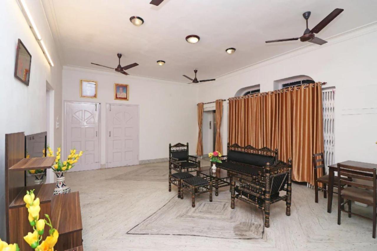Goroomgo Hotel Manurama Ruby Kolkata Bagian luar foto